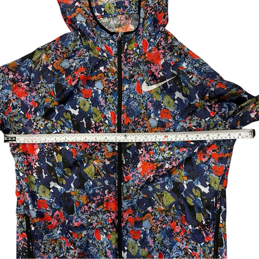 Like New Rare Find Nike Floral Print Windbreaker Jacket - Picture 5 of 8